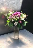 "Vase et bouquet" © Bernard Peltier - 2025. Tout droit de reproduction interdit sans l'autorisation de l'artiste.